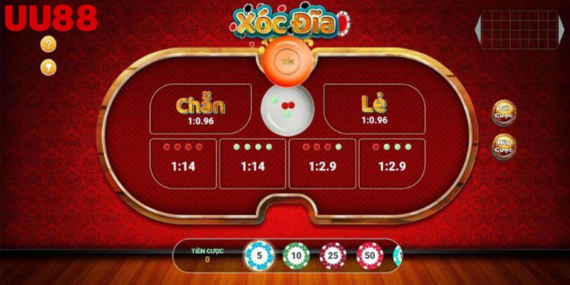 Trò chơi xóc quân vị rất quen thuộc với người Việt